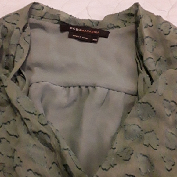 BCBG silk blend tie top - Picture 2 of 7